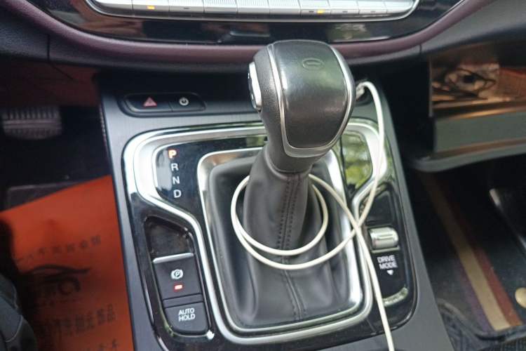 Used GAC Trumpchi M6 2021 PRO 270T DCT Luxury Edition Gear Lever