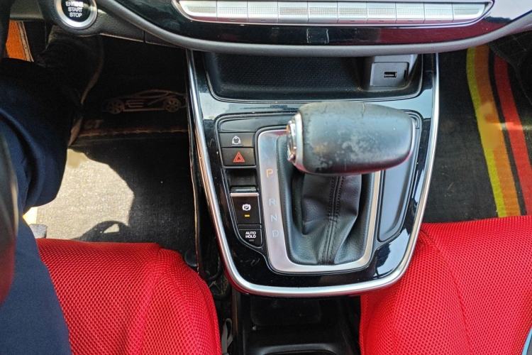 Used GAC Trumpchi M6 2021 270T DCT Luxury Edition (7 Seats) Gear Lever