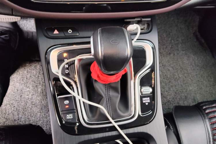 Used GAC Trumpchi M6 2021 PRO 270T Automatic Luxury Edition Gear Lever