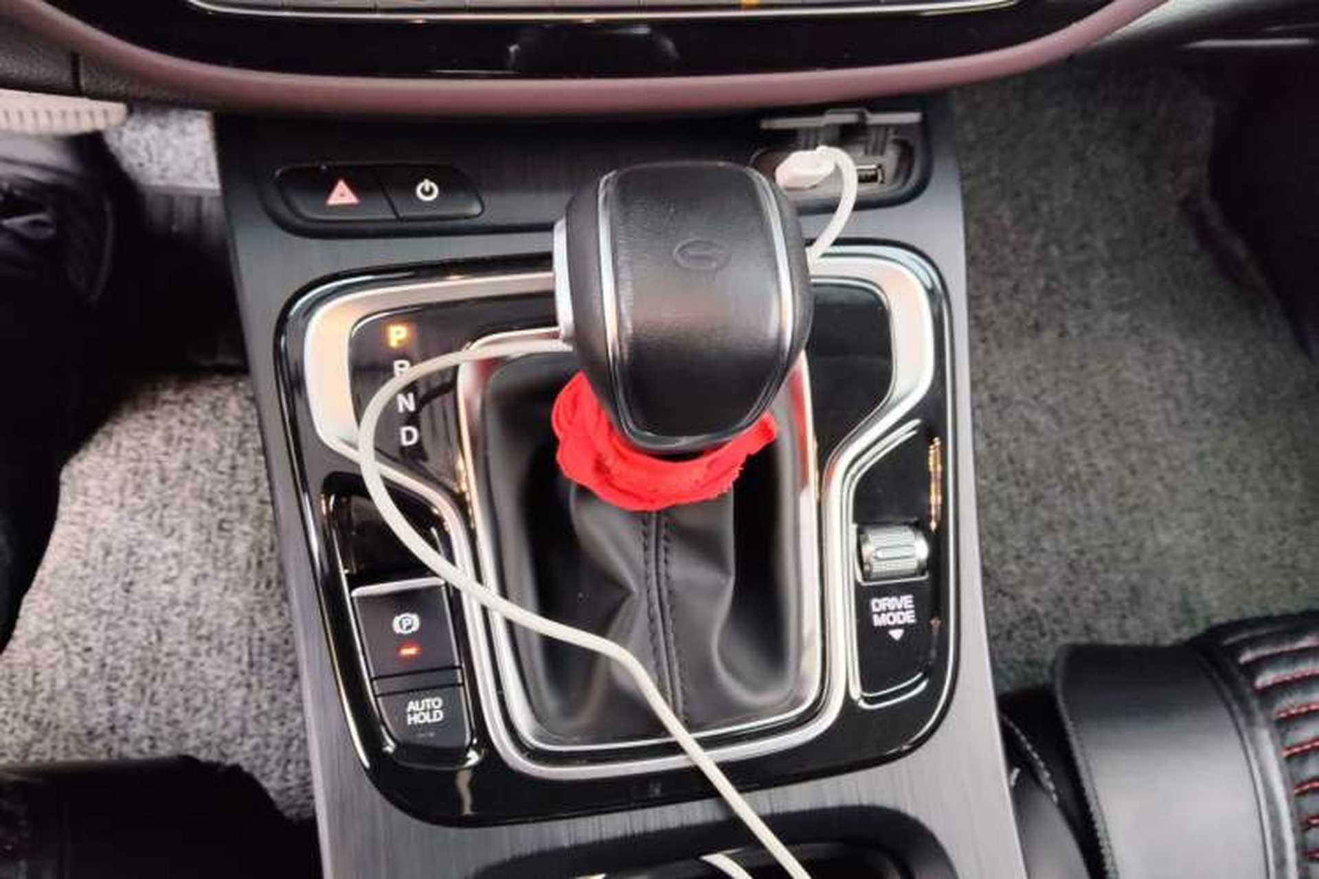 Used GAC Trumpchi M6 2021 PRO 270T Automatic Luxury Edition Gear Lever