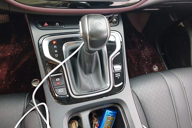 Used GAC Trumpchi M6 2021 PRO 270T DCT Luxury Edition Gear Lever