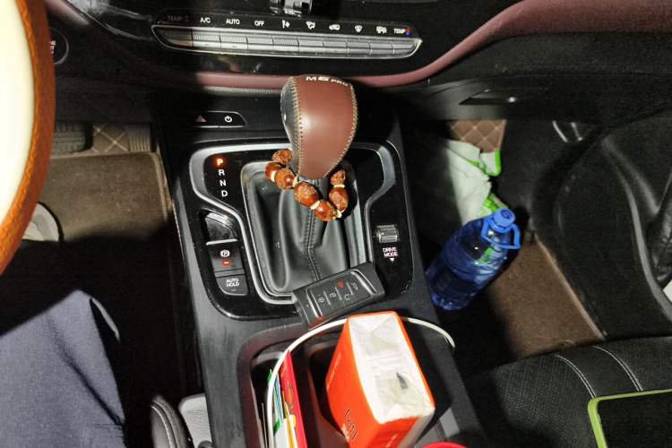 Used GAC Trumpchi M6 2021 PRO 270T DCT Luxury Edition Gear Lever