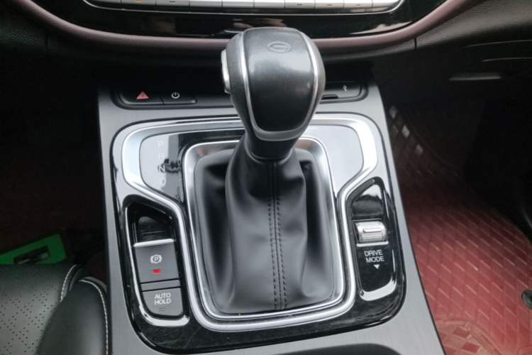 Used GAC Trumpchi M6 2021 PRO 270T DCT Luxury Edition Gear Lever
