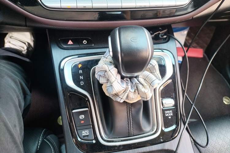 Used GAC Trumpchi M6 2021 PRO 270T DCT Luxury Edition Gear Lever