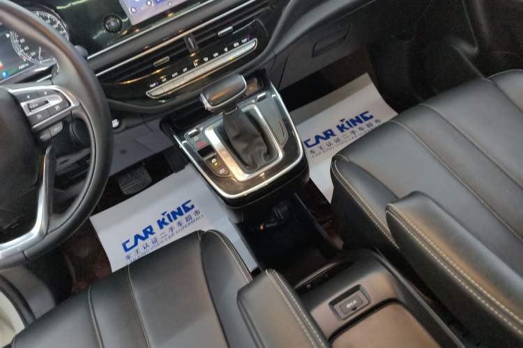 Used GAC Trumpchi M6 2021 270T DCT Luxury Edition (7-seater) Gear Lever