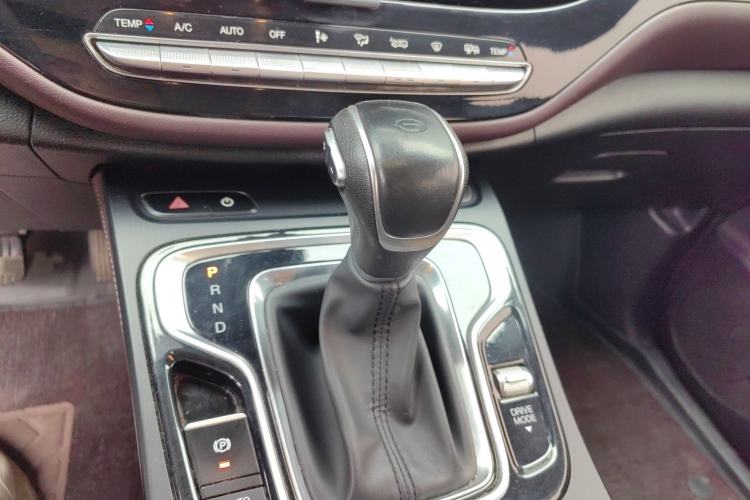 Used GAC Trumpchi M6 2021 PRO 270T DCT Luxury Edition Gear Lever