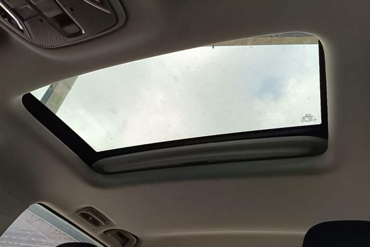 Used GAC Trumpchi M6 2021 PRO 270T DCT Luxury Edition Headliner