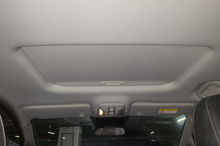 Used GAC Trumpchi M6 2021 270T DCT Luxury Edition (7 Seats) Headliner