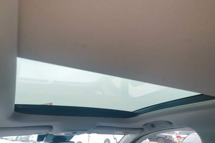 Used GAC Trumpchi M6 2021 PRO 270T Automatic Luxury Edition Headliner