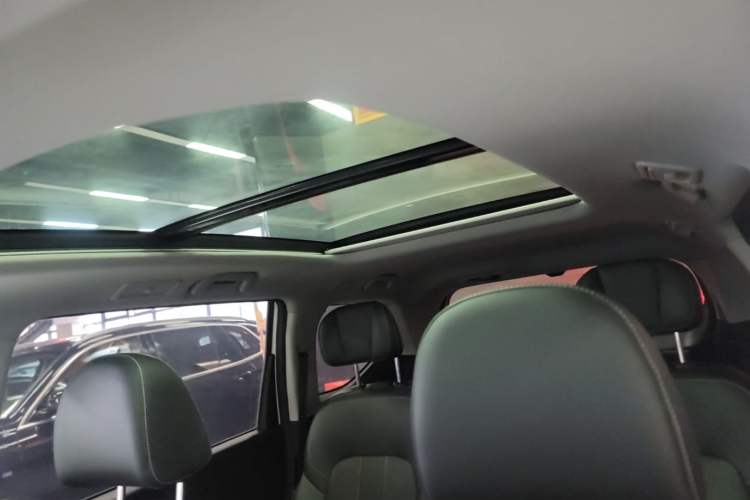 Used GAC Trumpchi M6 2021 270T DCT Luxury Edition (7-seater) Headliner