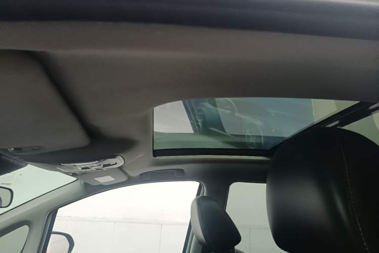 Used GAC Trumpchi M6 2021 PRO 270T DCT Luxury Edition Headliner