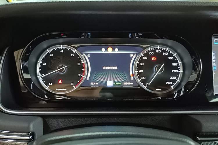 Used GAC Trumpchi M6 2021 270T DCT Luxury Edition (7 Seats) Instrument Cluster