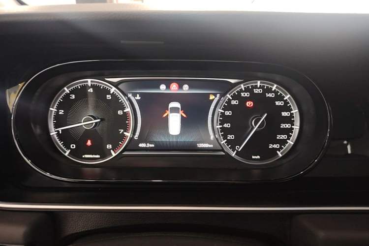 Used GAC Trumpchi M6 2021 270T Manual Elite Edition (7-seater) Instrument Cluster