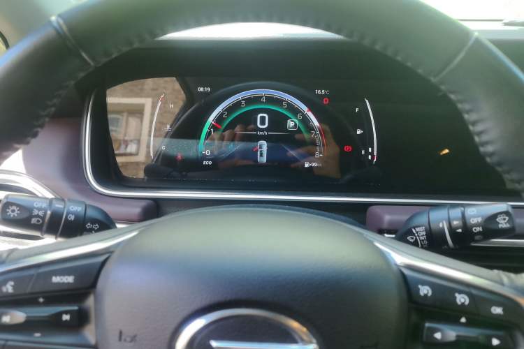Used GAC Trumpchi M6 2021 PRO 270T DCT Luxury Edition Instrument Cluster