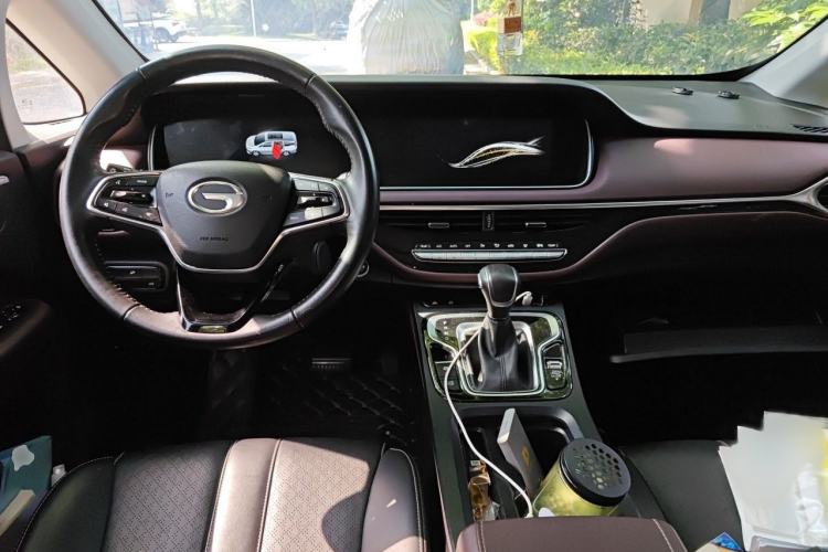 Used GAC Trumpchi M6 2021 PRO 270T DCT Luxury Edition Interior 2