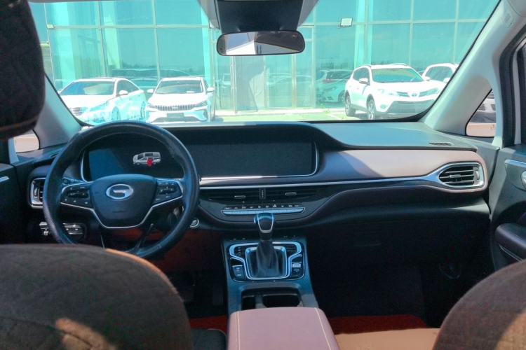 Used GAC Trumpchi M6 2021 PRO 270T Automatic Luxury Edition Interior 3