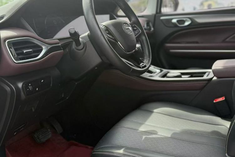 Used GAC Trumpchi M6 2021 PRO 270T Automatic Luxury Edition Interior 4