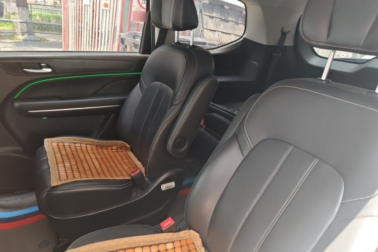 Used GAC Trumpchi M6 2021 270T DCT Luxury Edition (7 Seats) Interior 4