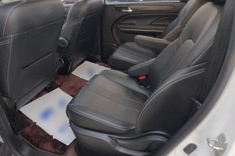 Used GAC Trumpchi M6 2021 270T DCT Luxury Edition (7-seater) Interior 4