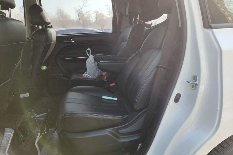 Used GAC Trumpchi M6 2021 270T DCT Luxury Edition (7-seater) Interior 4