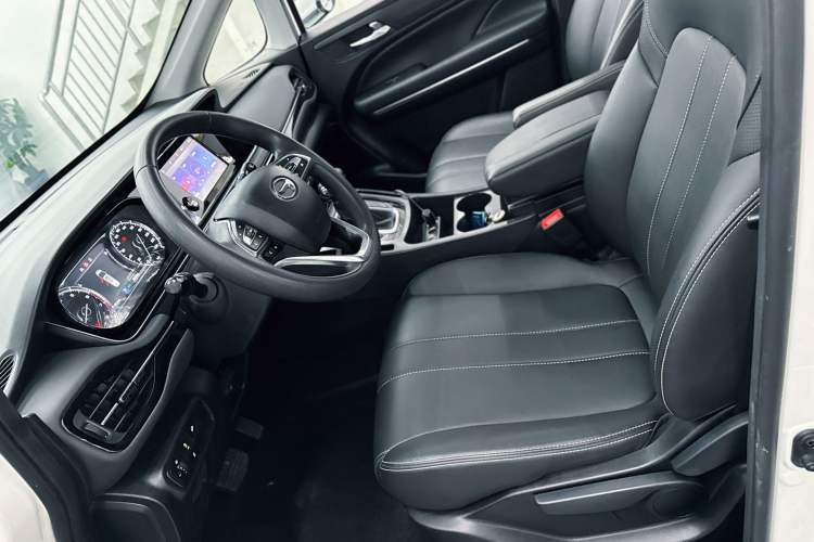 Used GAC Trumpchi M6 2021 270T DCT Luxury Edition (7 Seats) Interior 5