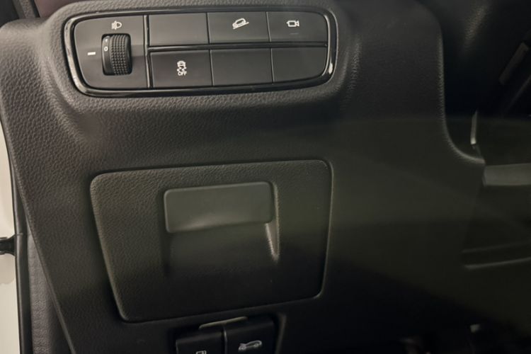Used GAC Trumpchi M6 2021 PRO 270T DCT Luxury Edition Interior 9