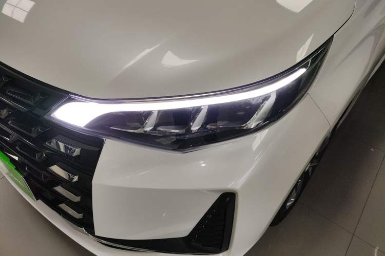 Used GAC Trumpchi M6 2021 PRO 270T Automatic Luxury Edition Left Front Headlight