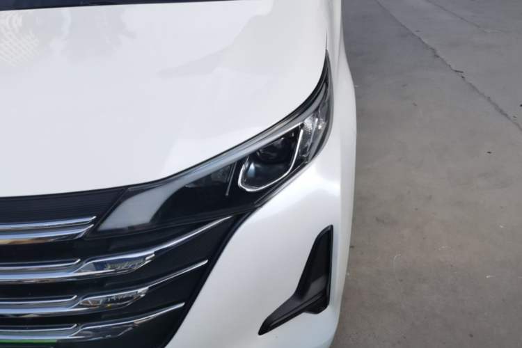 Used GAC Trumpchi M6 2021 270T DCT Luxury Edition (7-seater) Left Front Headlight