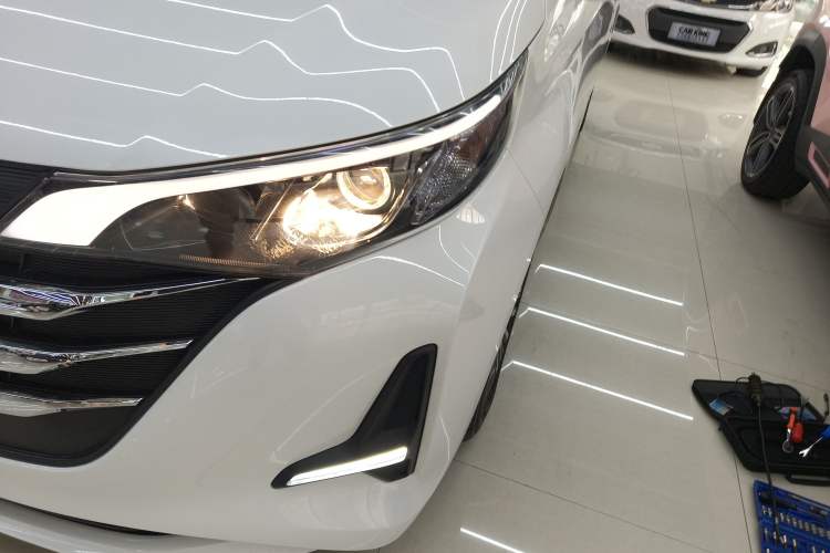 Used GAC Trumpchi M6 2021 270T DCT Luxury Edition (7-seater) Left Front Headlight