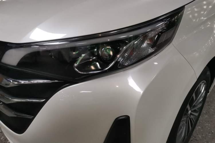 Used GAC Trumpchi M6 2021 270T DCT Luxury Edition (7-seater) Left Front Headlight