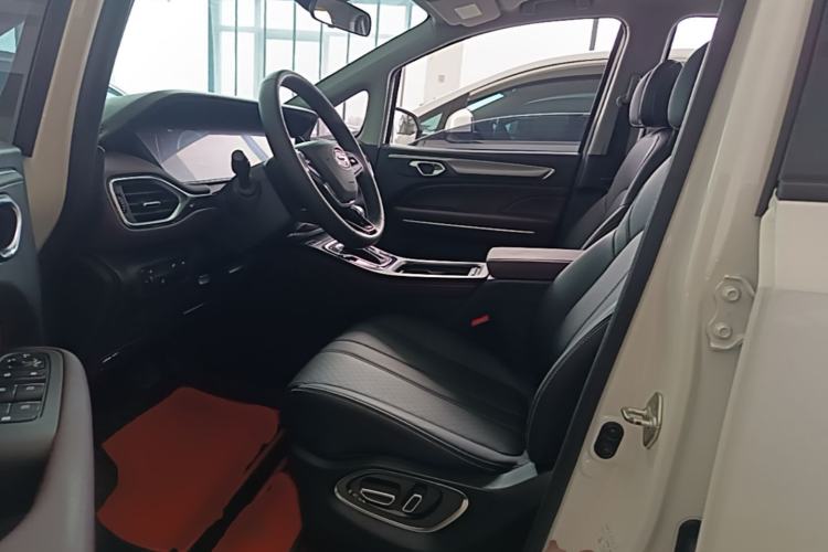 Used GAC Trumpchi M6 2021 PRO 270T Automatic Luxury Edition Left Front Seat