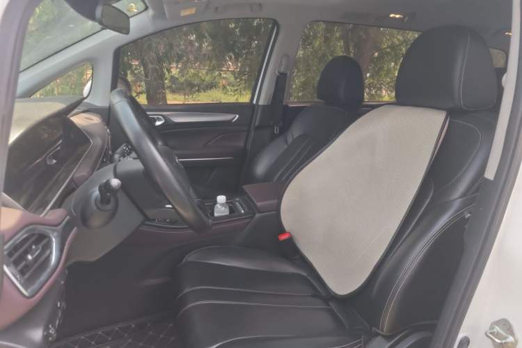 Used GAC Trumpchi M6 2021 270T DCT Elite Edition (7-seater) Left Front Seat
