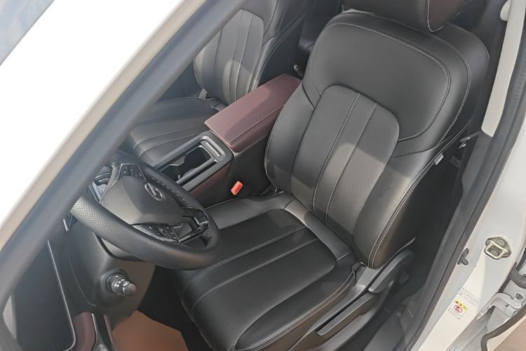 Used GAC Trumpchi M6 2021 PRO 270T Automatic Luxury Edition Left Front Seat
