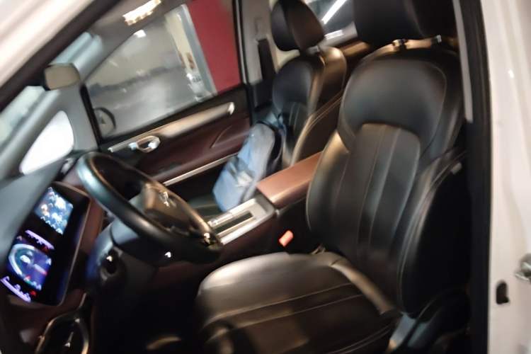 Used GAC Trumpchi M6 2021 PRO 270T DCT Luxury Edition Left Front Seat