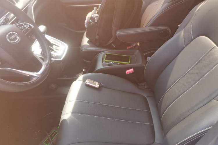 Used GAC Trumpchi M6 2021 270T DCT Prestige Edition (7-seater) Left Front Seat