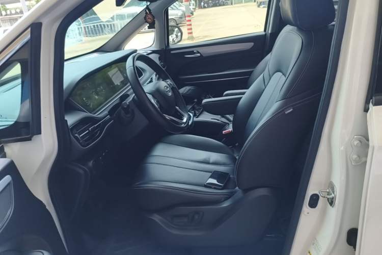 Used GAC Trumpchi M6 2021 270T DCT Prestige Edition (7 Seats) Left Front Seat