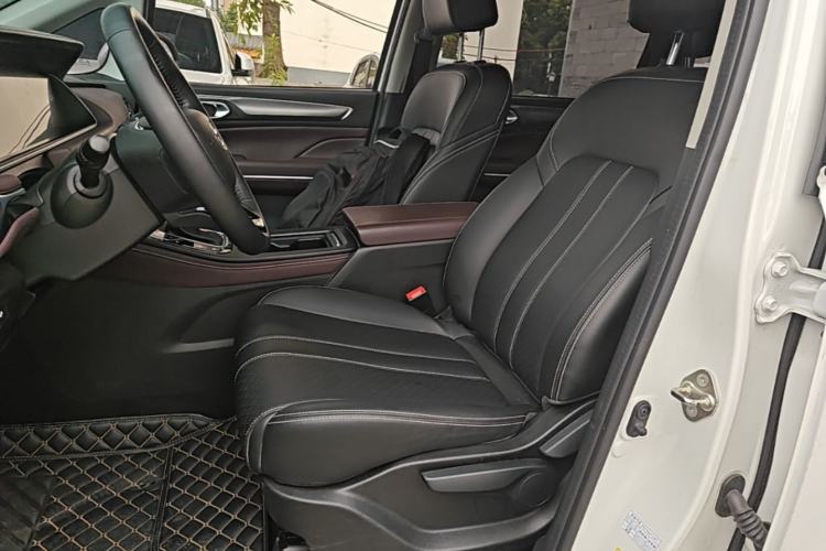 Used GAC Trumpchi M6 2021 PRO 270T Automatic Luxury Edition Left Front Seat