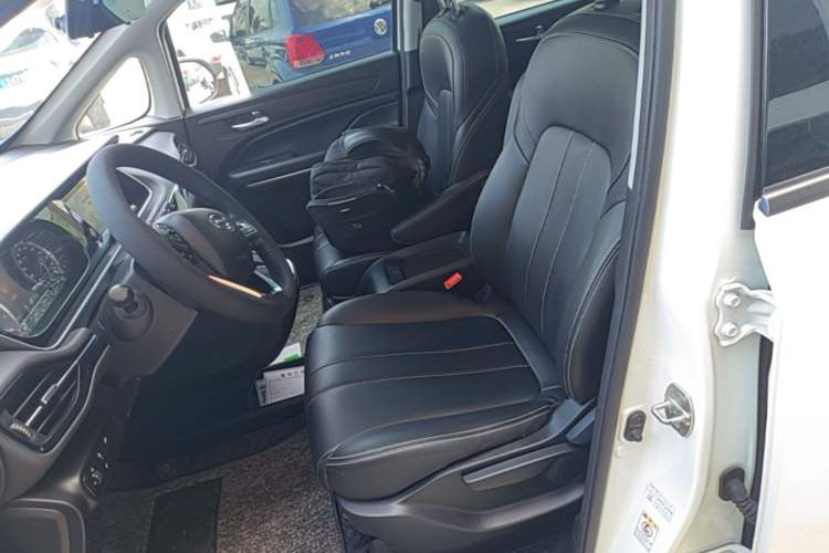 Used GAC Trumpchi M6 2021 270T DCT Luxury Edition (6 Seats) Left Front Seat