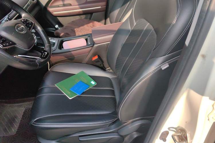 Used GAC Trumpchi M6 2021 270T DCT Luxury Edition (7 Seats) Left Front Seat
