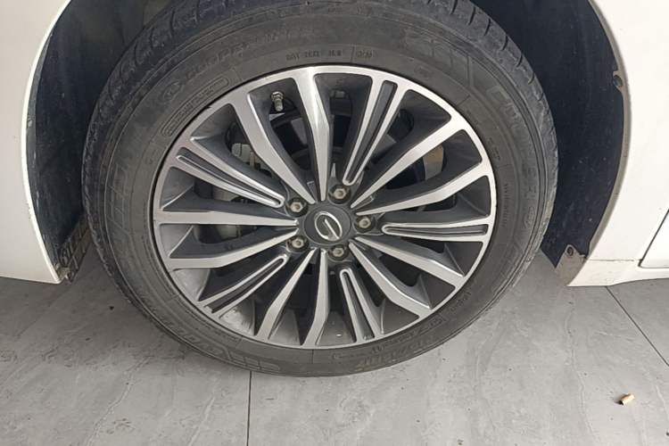 Used GAC Trumpchi M6 2021 270T DCT Luxury Edition (7-seater) Left Front Wheel Hub