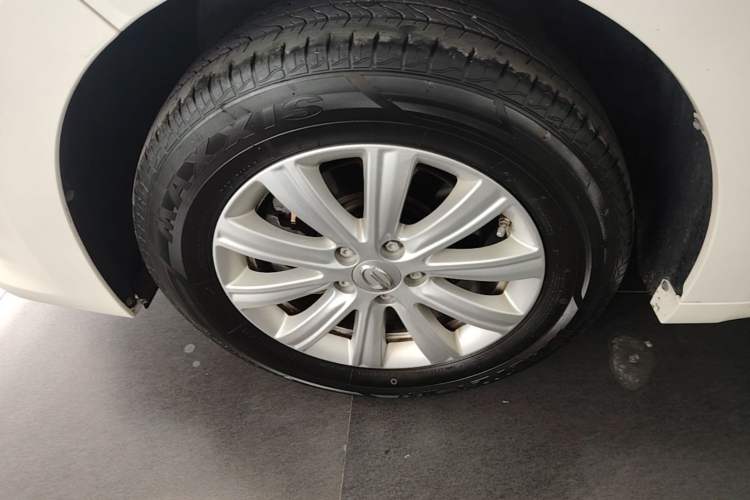 Used GAC Trumpchi M6 2021 270T Manual Elite Edition (7-seater) Left Front Wheel Hub