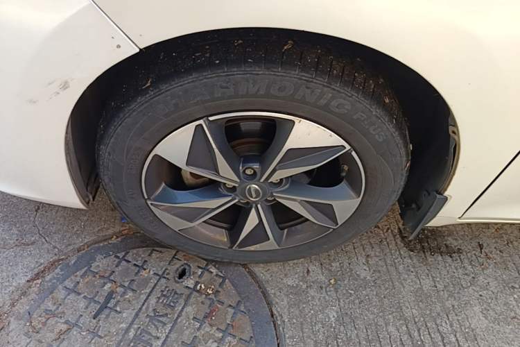 Used GAC Trumpchi M6 2021 PRO 270T DCT Luxury Edition Left Front Wheel Hub