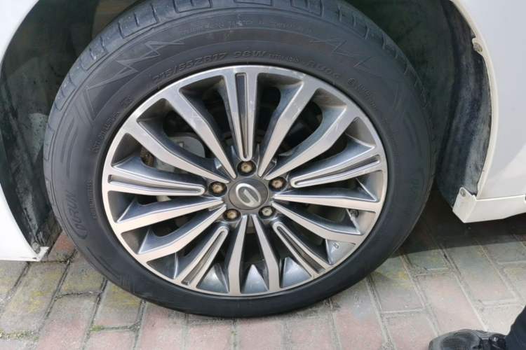 Used GAC Trumpchi M6 2021 270T DCT Luxury Edition (7-seater) Left Front Wheel Hub