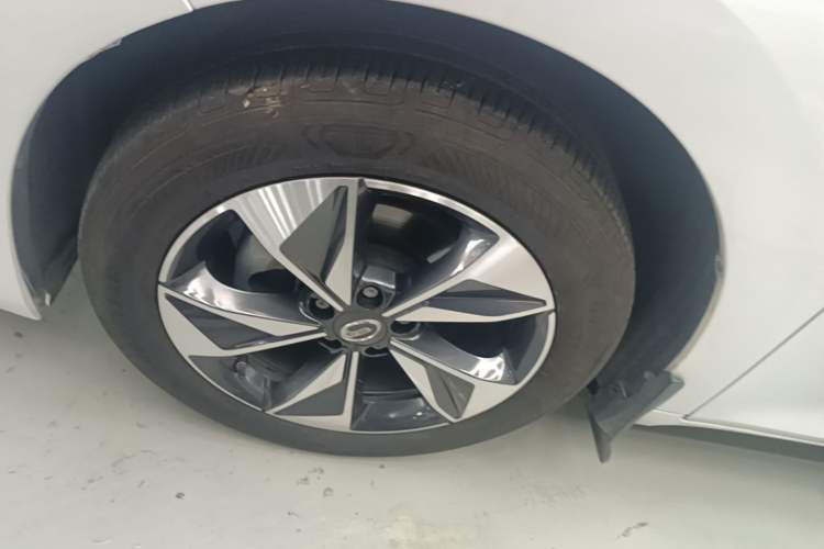 Used GAC Trumpchi M6 2021 PRO 270T DCT Luxury Edition Left Front Wheel Hub