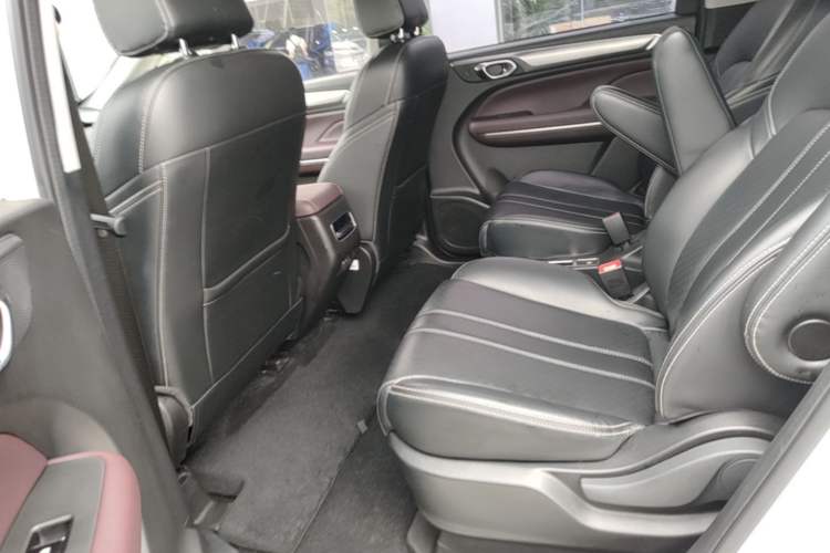 Used GAC Trumpchi M6 2021 PRO 270T Automatic Luxury Edition Left Rear Seat