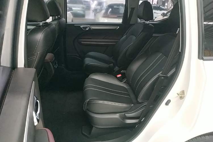 Used GAC Trumpchi M6 2021 PRO 270T DCT Elite Edition Left Rear Seat