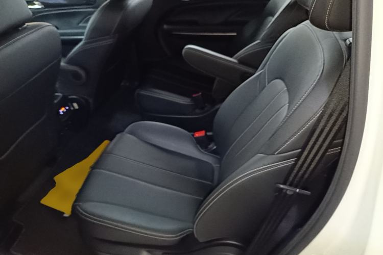 Used GAC Trumpchi M6 2021 270T DCT Luxury Edition (7 Seats) Left Rear Seat