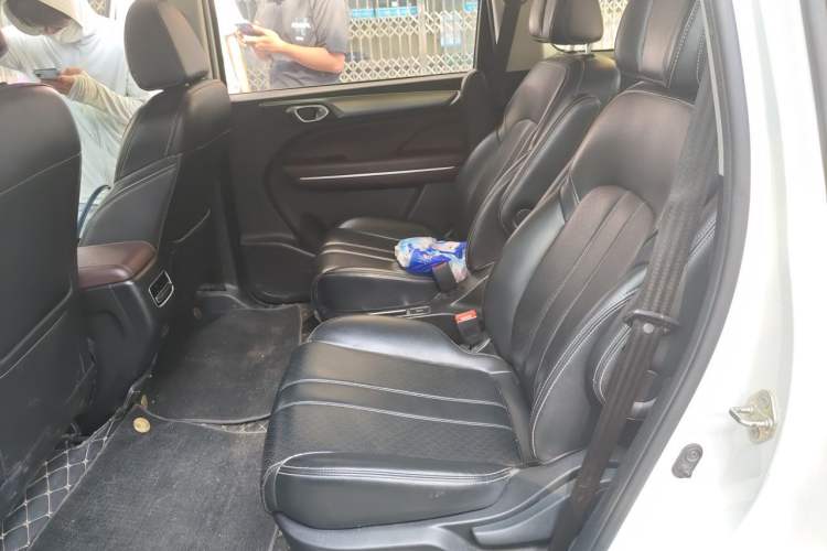 Used GAC Trumpchi M6 2021 PRO 270T DCT Luxury Edition Left Rear Seat