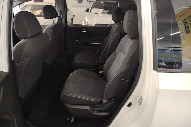 Used GAC Trumpchi M6 2021 270T Manual Elite Edition (7-seater) Left Rear Seat