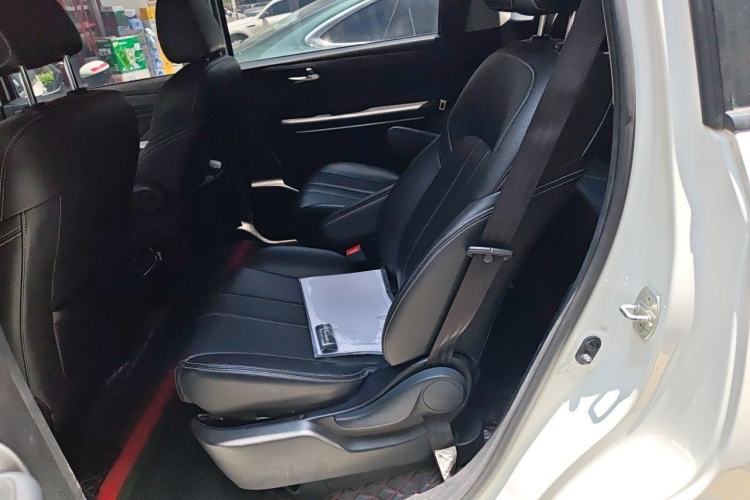 Used GAC Trumpchi M6 2021 270T DCT Luxury Edition (6 Seats) Left Rear Seat